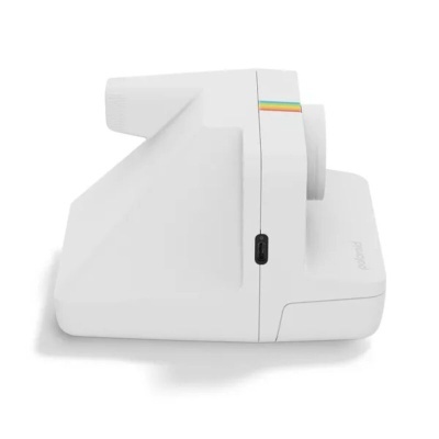 Máquina fotográfica instantânea branca Polaroid com detalhes coloridos