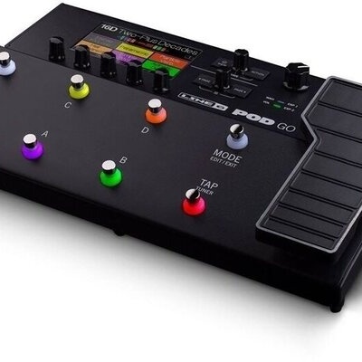 Pedaleira de efeitos preto para guitarra com vários pedais coloridos e ecrã digital