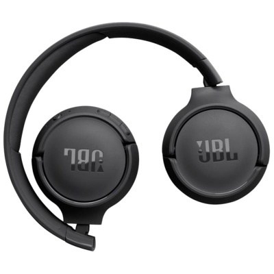 Auriculares JBL pretos dobráveis com o logótipo JBL