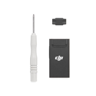 Ferramenta de precisão, adaptador preto e acessório preto com logo DJI em fundo branco