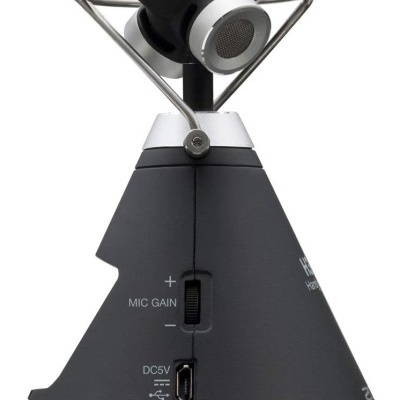 Microfone biométrico preto com tripé metálico prateado