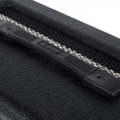 Mala preta com alça Ibanez e textura rugosa