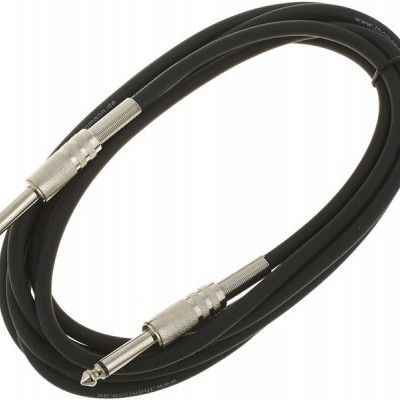 Cabo de áudio preto com conectores jack metálicos de 6,35 mm em ambas as extremidades