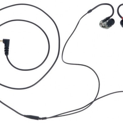 Auriculares intra-auriculares com fio preto e conector jack 3,5 mm