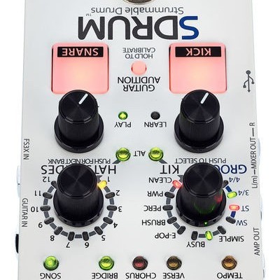 Pedal Digitech SDRUM Strummable Drums branco com botões pretos e luzes LED coloridas