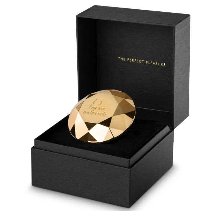 Bijoux Indiscrets Twenty One – Vibrador Clitoriano em Forma de Diamante | Design Elegante Caixa preta com objeto dourado facetado e textos gravados