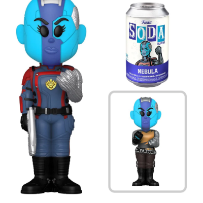 Funko Pop Nebula azul e vermelho com braço metálico, lata Funko Soda Nebula e imagem pequena da figura Nebula