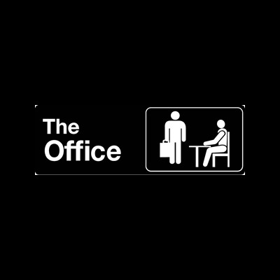 Sinal preto com texto branco 'The Office' e ícones de duas pessoas, uma em pé com mala e outra sentada na secretária