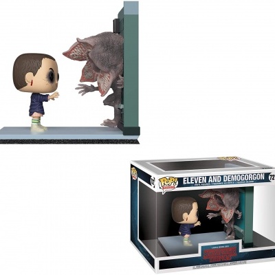 Figura Funko Pop de Eleven e Demogorgon da série Stranger Things num cenário e embalagem oficial