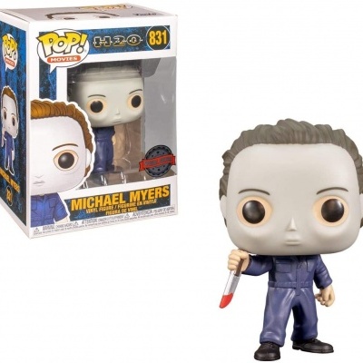 Boneco Funko Pop! Michael Myers H2.O número 831 em macacão azul com faca