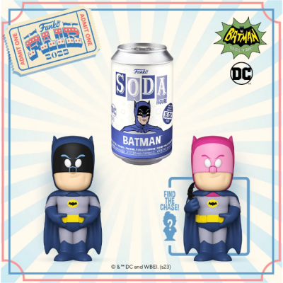 Bonecos Funko Pop e lata Funko Soda Batman com fundo azul claro e branco e logotipos Batman e DC