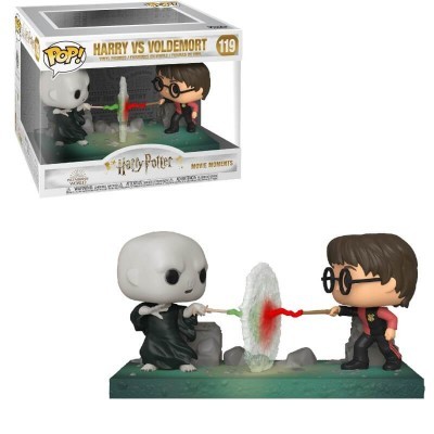 Figura Funko Pop Harry vs Voldemort com feitiços coloridos e embalagem