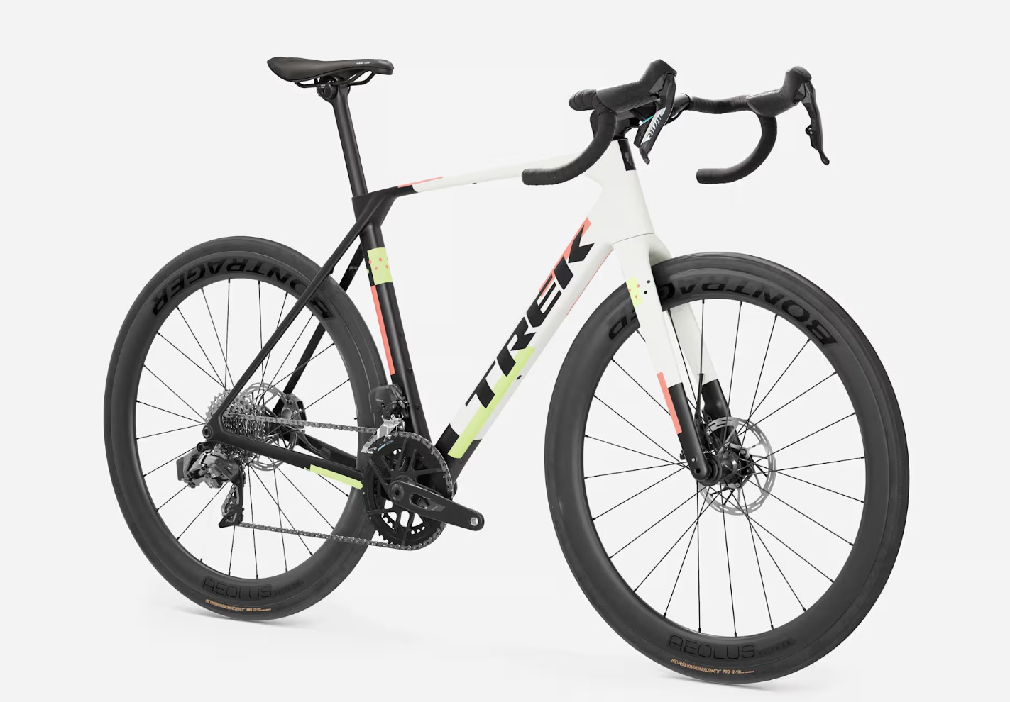 Trek Domane SL 6 AXS Bicicleta de estrada preta, branca e verde com rodas Bontrager e marca TREK.