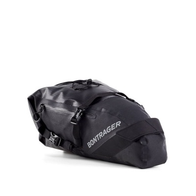 Mala preta para bicicleta BONTRAGER sobre fundo branco