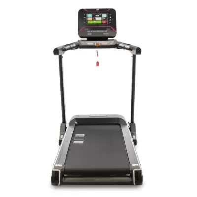 Esteira de corrida preta com ecrã digital e cordão de segurança vermelho