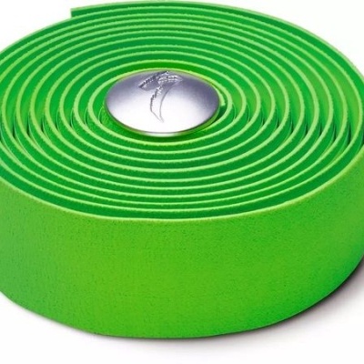 Fita de guidão de bicicleta verde enrolada