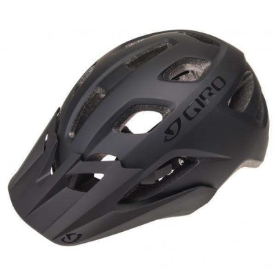 Capacete de bicicleta preto mate da marca GIRO com aberturas de ventilação