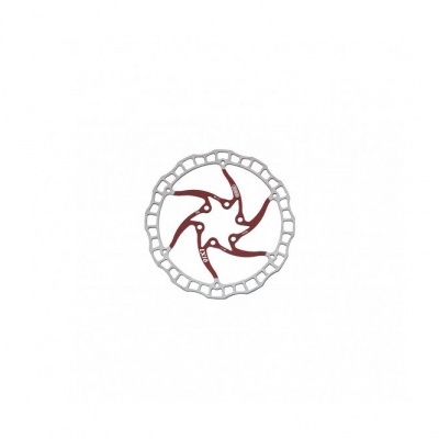 Disco de travão para bicicleta metálico vermelho e prateado sobre fundo branco