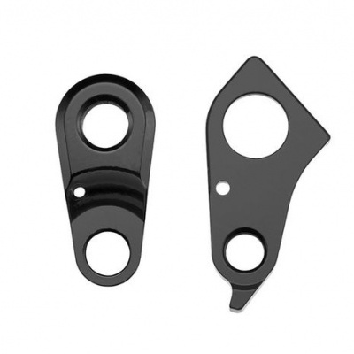 Componentes mecânicos pretos com orifícios circulares sobre fundo branco