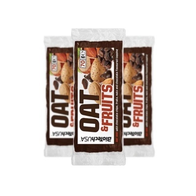 Barra de cereais OAT & FRUITS em embalagem branca com imagem de aveia e frutos