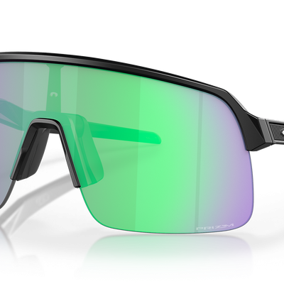 Óculos desportivos com lentes refletoras verdes e armação preta