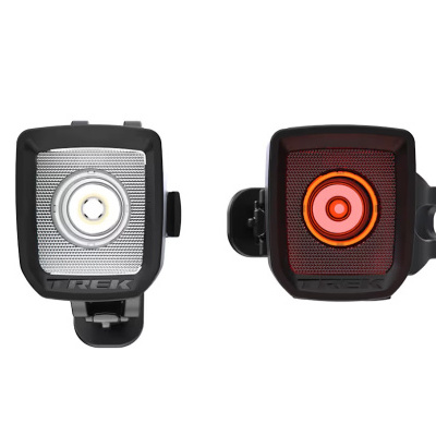Duas luzes quadradas para bicicleta TREK, uma branca e outra vermelha