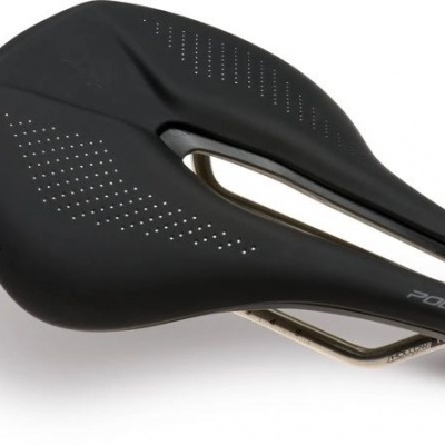 Selim de bicicleta preto perfurado com inscrição POWER