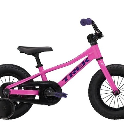 Bicicleta infantil Trek cor-de-rosa com rodas pretas e rodinhas de apoio