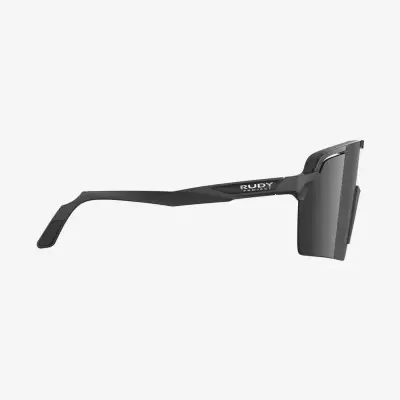 Óculos de sol preto com lentes retangulares espelhadas e logo Rudy Project