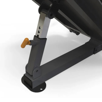 Suporte metálico de equipamento ajustável com base larga e alavanca laranja