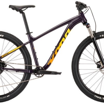 Bicicleta de montanha roxo, preto e amarelo com pneus Trail Boss
