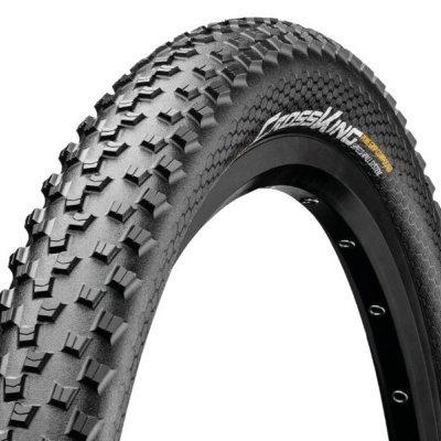 Pneu de bicicleta de montanha preto com texto 'CrossKing'