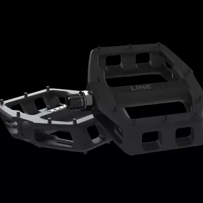 Pedais de bicicleta pretos com textura antiderrapante e design aberto