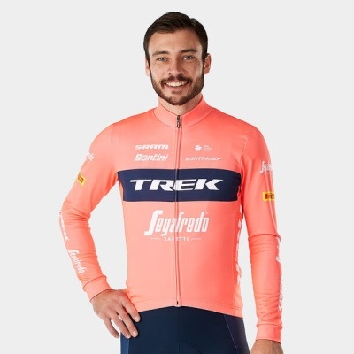 Casaco ciclismo masculino salmão com texto TREK e Segafredo