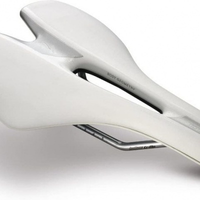 selim de bicicleta branco ergonómico com centro recortado