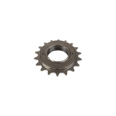 Engrenagem metálica cinza escuro com dentes uniformes sobre fundo branco