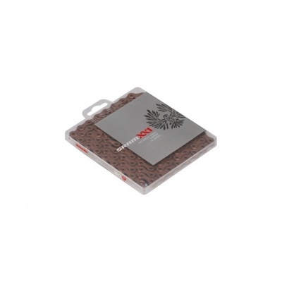 Embalagem transparente com fita marrom e rótulo STRONG MAN