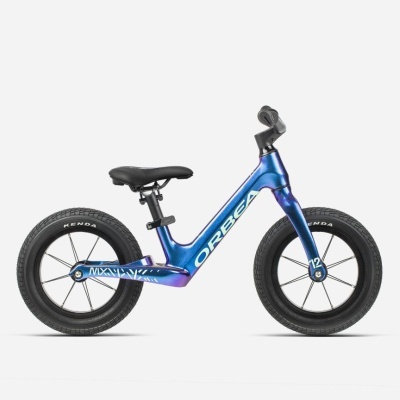 Bicicleta de equilíbrio Orbea azul com quadro metálico e pneus pretos
