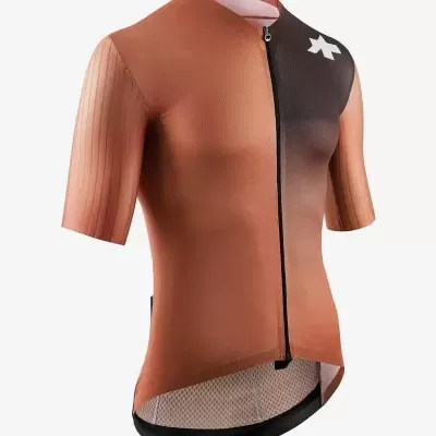 Camisola de ciclismo técnica laranja e preta com manga curta e fecho frontal