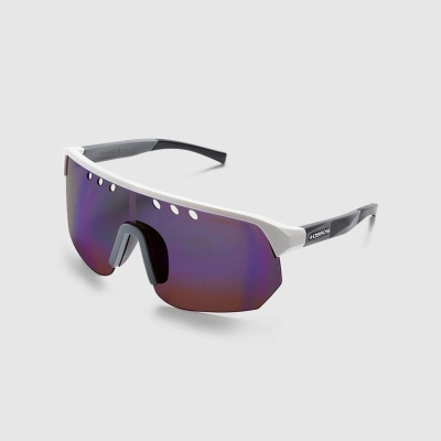 Óculos de sol desportivos com lentes espelhadas e armação branca e preta