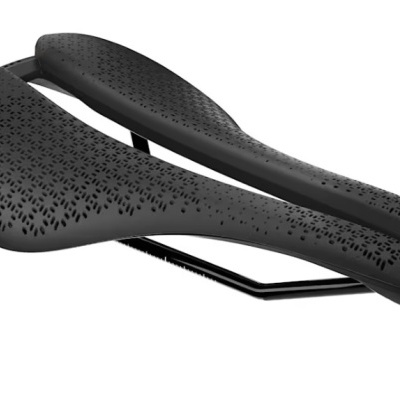 Selim de bicicleta preto perfurado com recorte central