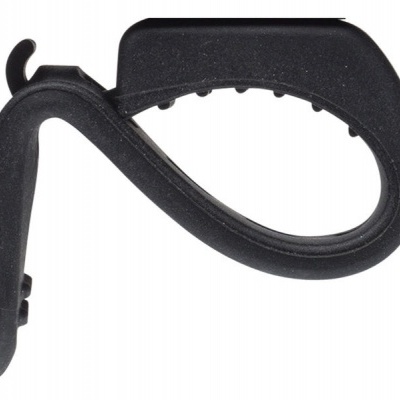 Pregador de roupa preto ergonómico em plástico