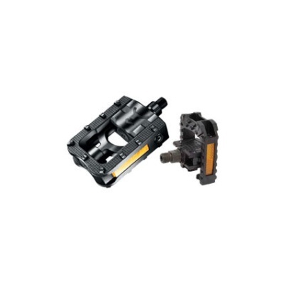 Par de pedais de bicicleta pretos com refletor amarelo em fundo branco