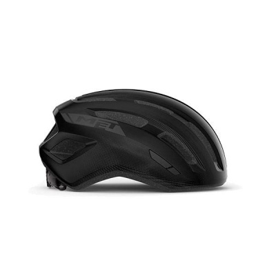 Capacete de bicicleta preto com ventilação e texto 'PENA'