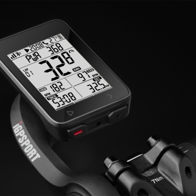 computador de bicicleta digital com ecrã LCD preto e branco num suporte de guidão preto