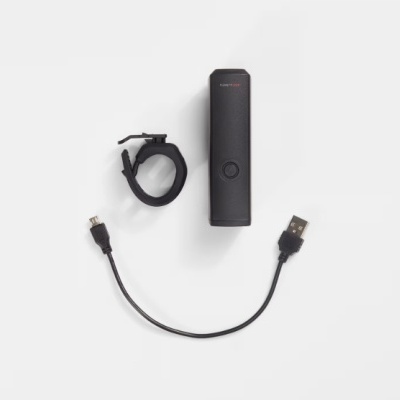 Bateria portátil preta Vaporesso com correia e cabo USB sobre fundo branco