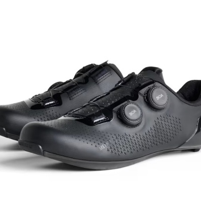 Sapatilhas ciclismo TREK pretas com ajuste BOA em disco duplo