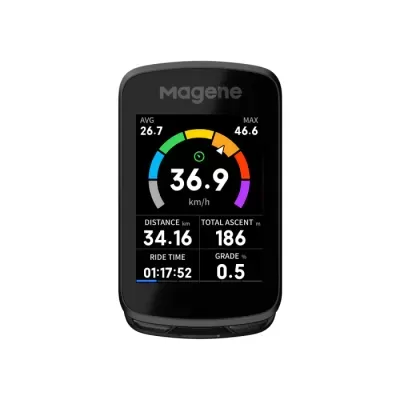 Dispositivo preto Magene com ecrã digital mostrando dados de velocidade e distância