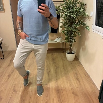 https://www.galerias-martins.pt/product/t-shirt-azul-claro