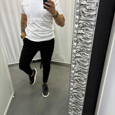 https://www.galerias-martins.pt/product/t-shirt-branco-10